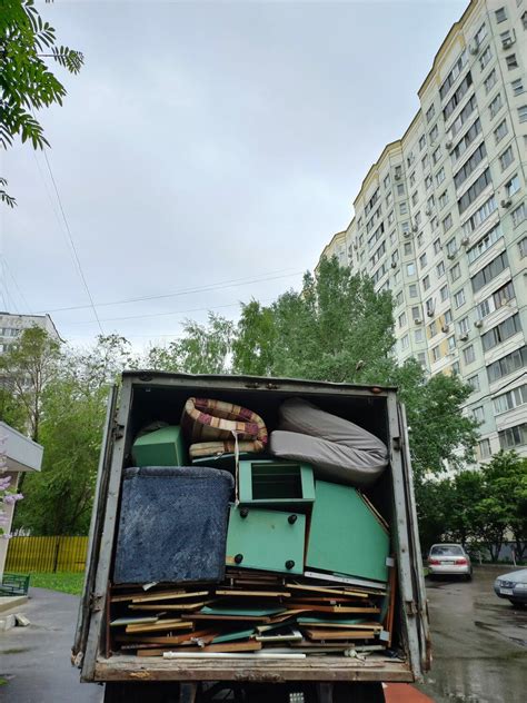 Вывоз мусора на специальных автомобилях