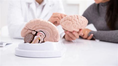 Простые способы избежать проблемы с распусканием джинс